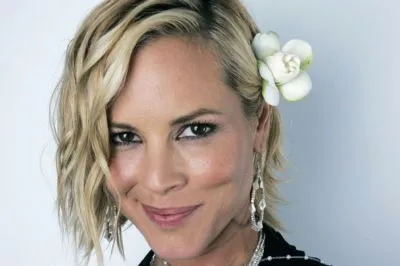 Maria Bello Apron