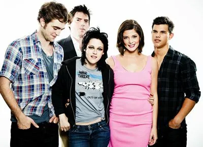 New Moon Cast Poster